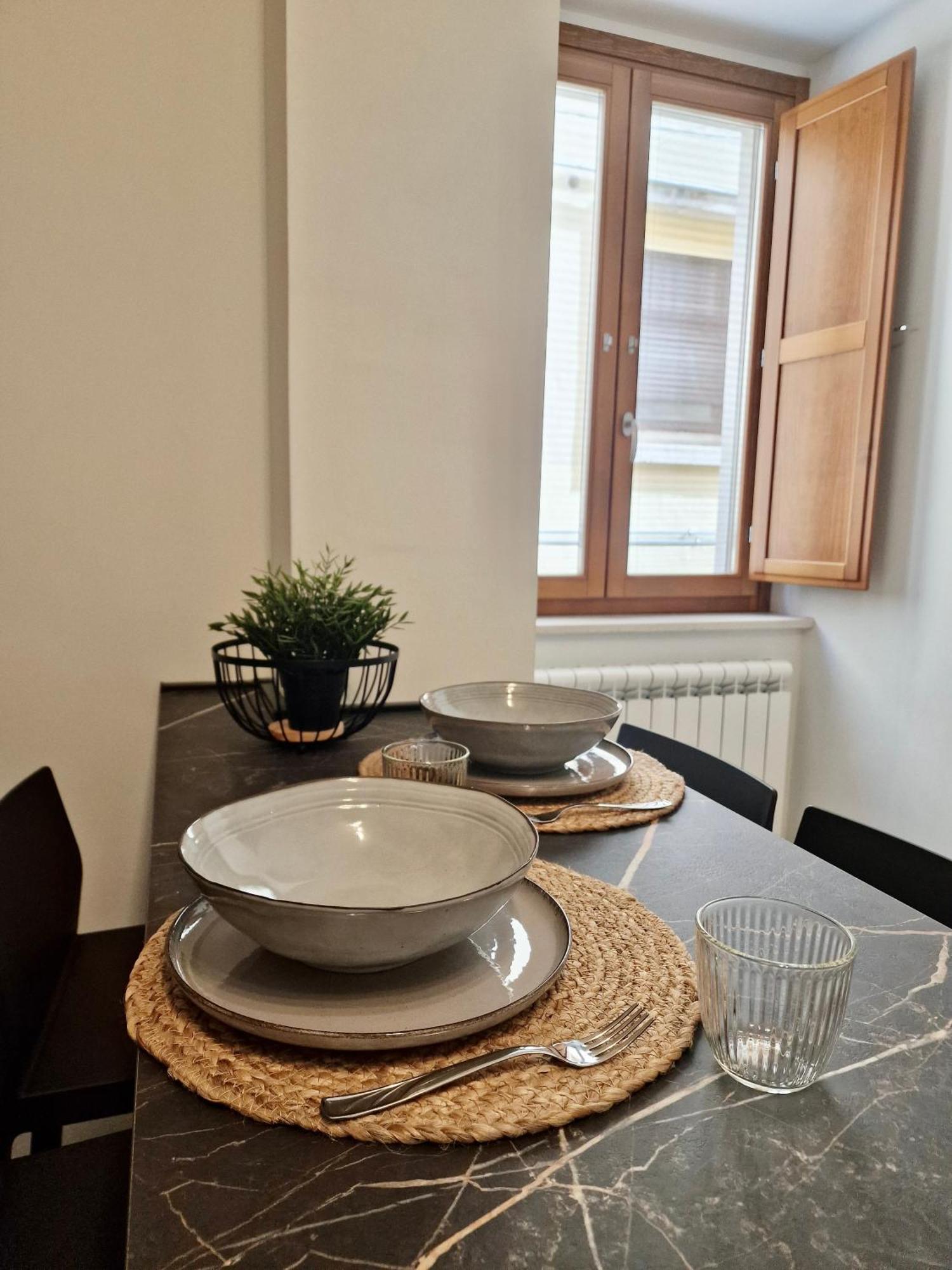 Al Centro Del Centro Apartment By Tramonti LʼAquila Eksteriør bilde